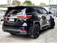 Toyota Fortuner 2.8Trd 4x4 Blacktop ปี 2017 รูปที่ 5
